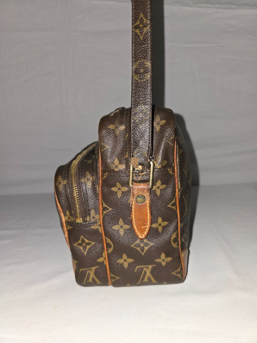 Vtg Louis Vuitton Nil Monogram Canvas Reporter Shoulder Bag Authentic AS IS - Picture 3 of 16